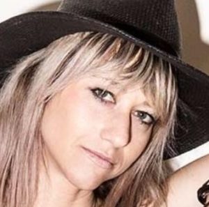 grouchyeditor.com Abbi Stern